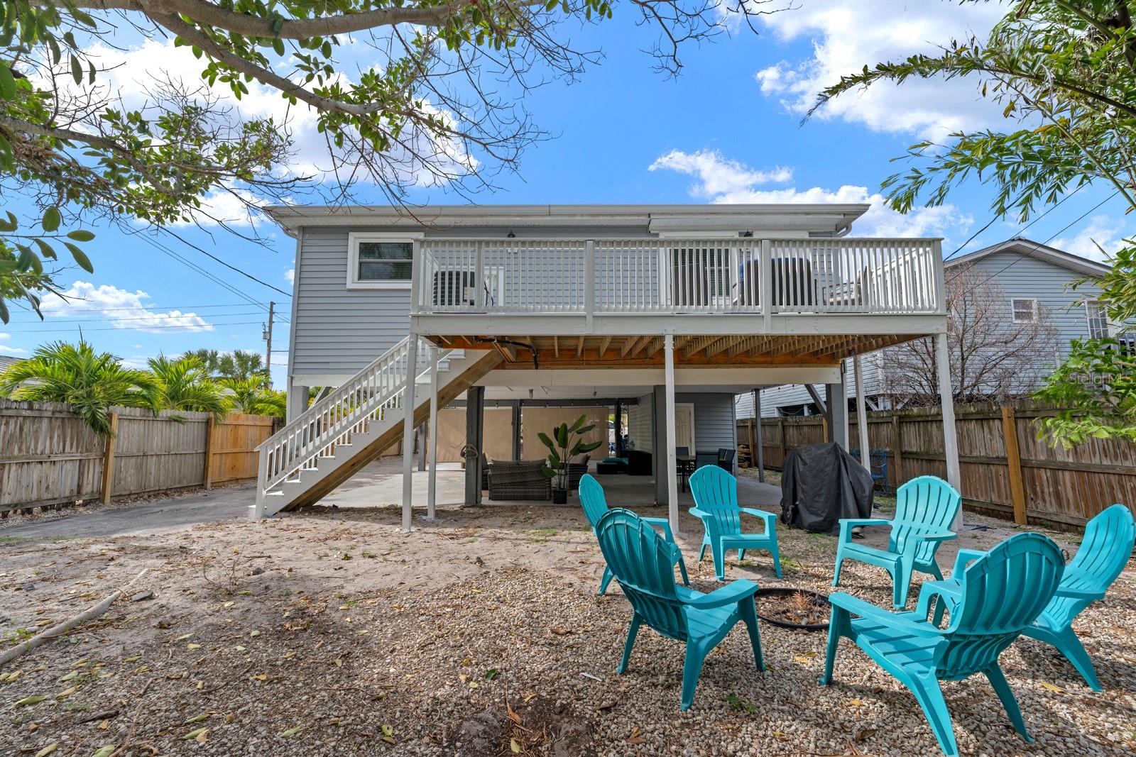 Image 40 of 53 For 807 Gulf Boulevard