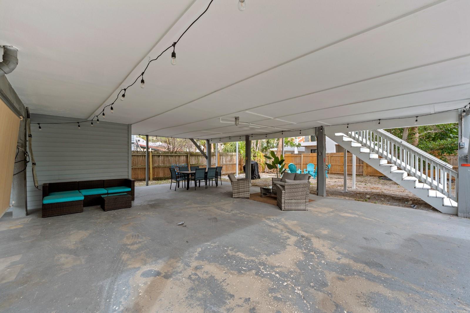 Image 42 of 53 For 807 Gulf Boulevard