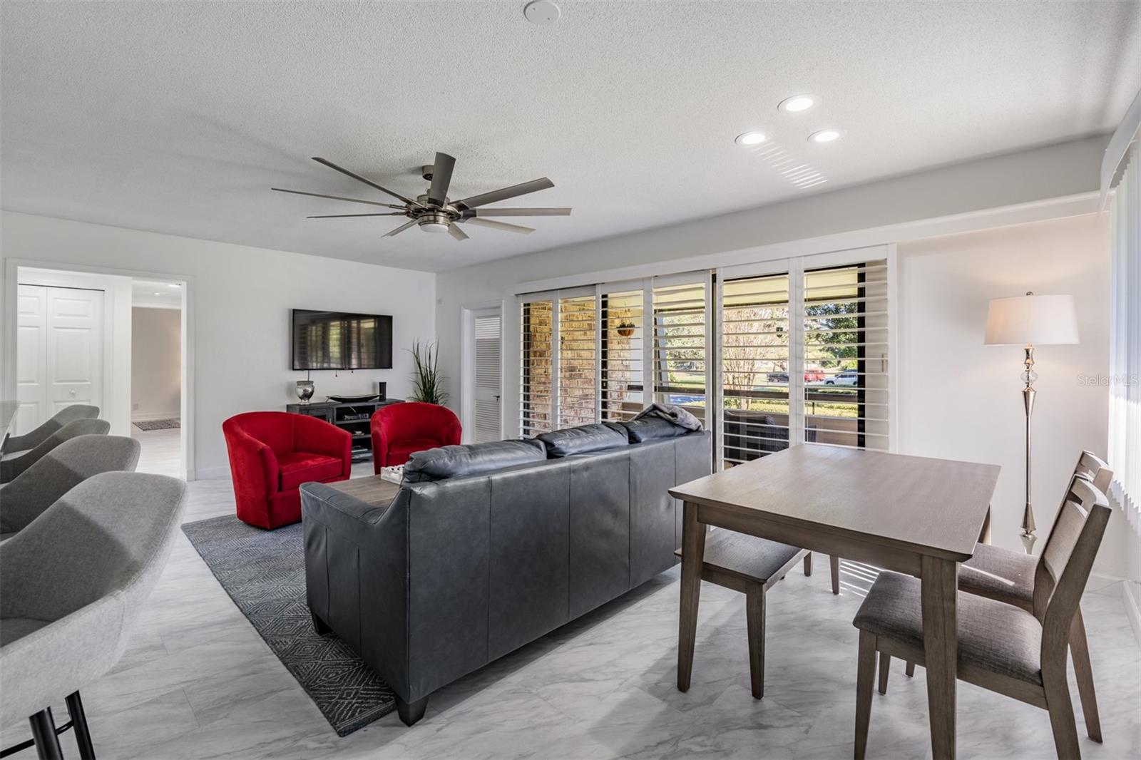 Image 17 of 68 For 36750 Us Highway 19 N 6-214