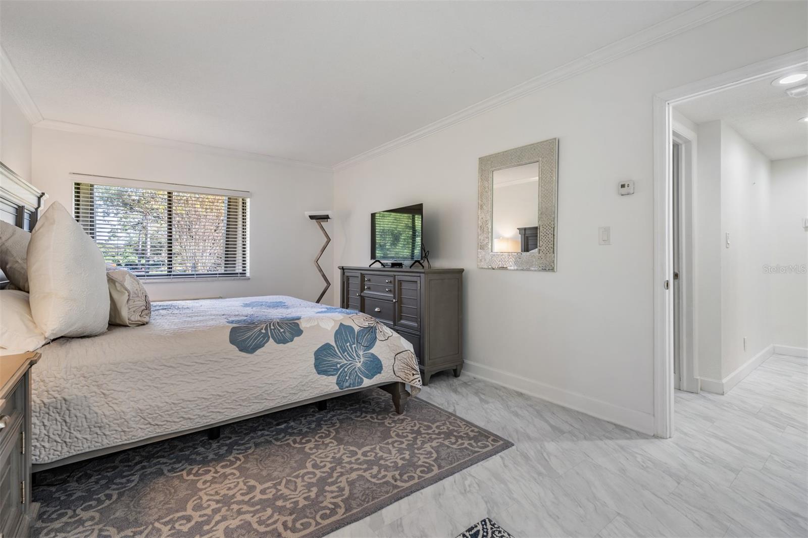 Image 20 of 68 For 36750 Us Highway 19 N 6-214