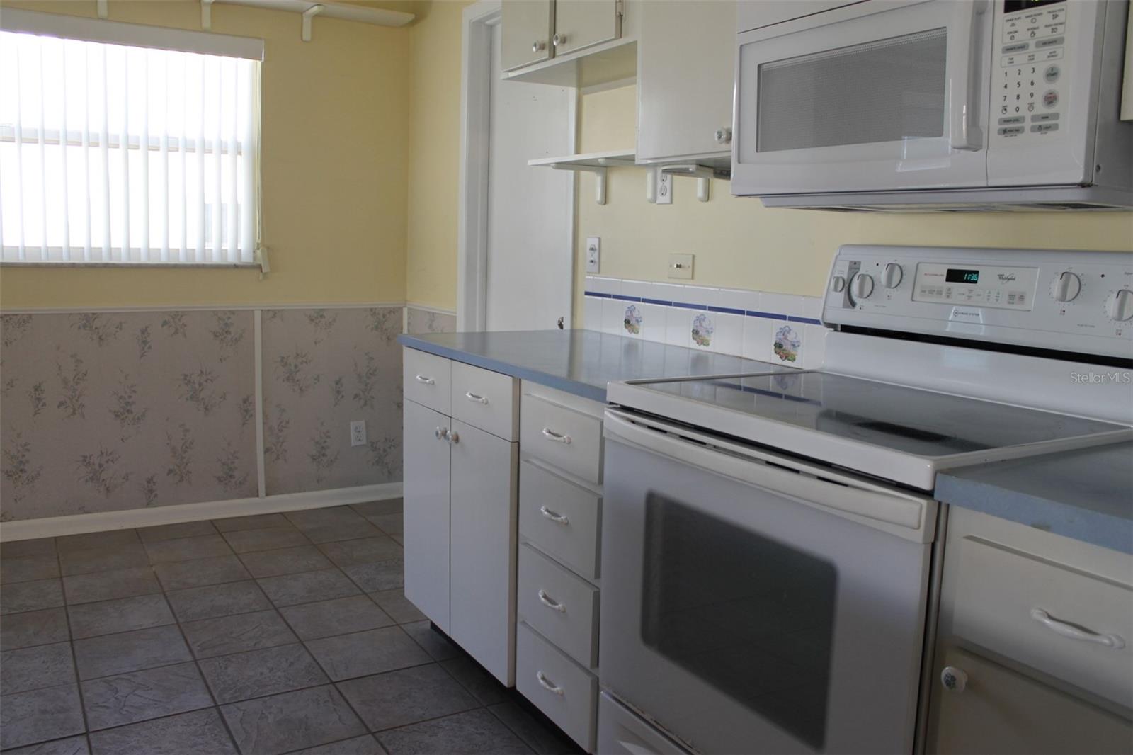 Image 4 of 25 For 4251 100th Avenue N