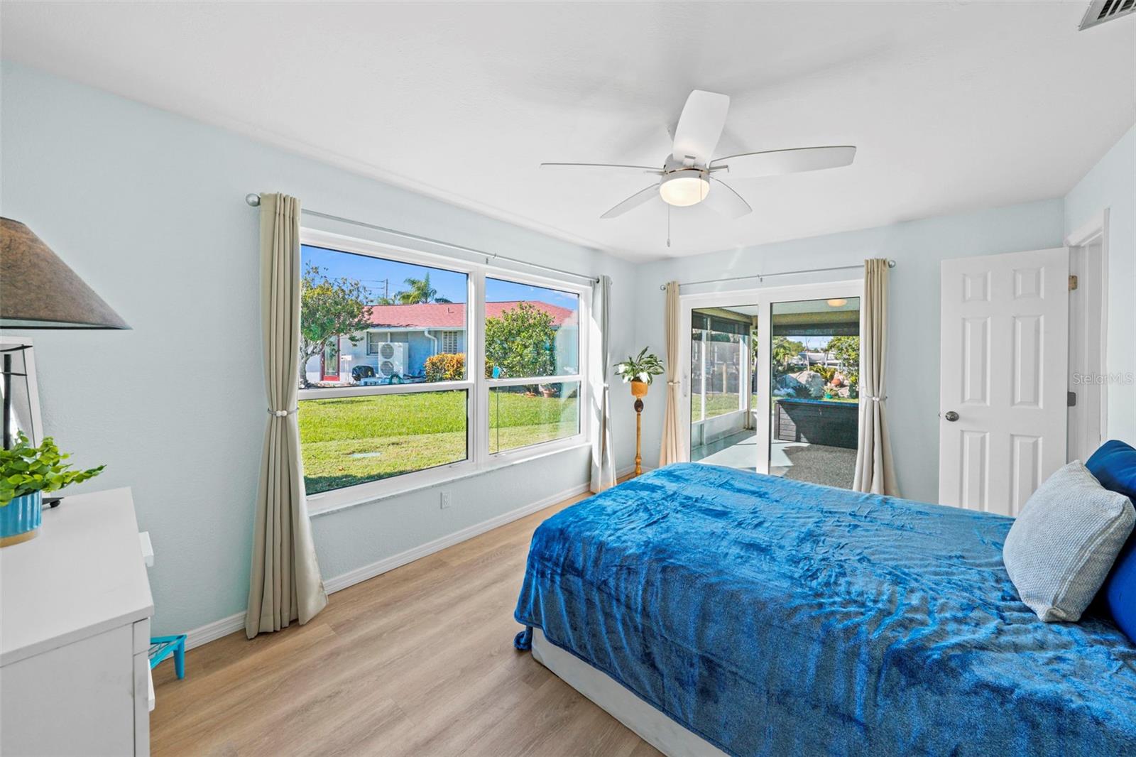 Image 19 of 84 For 3711 Floramar Terrace