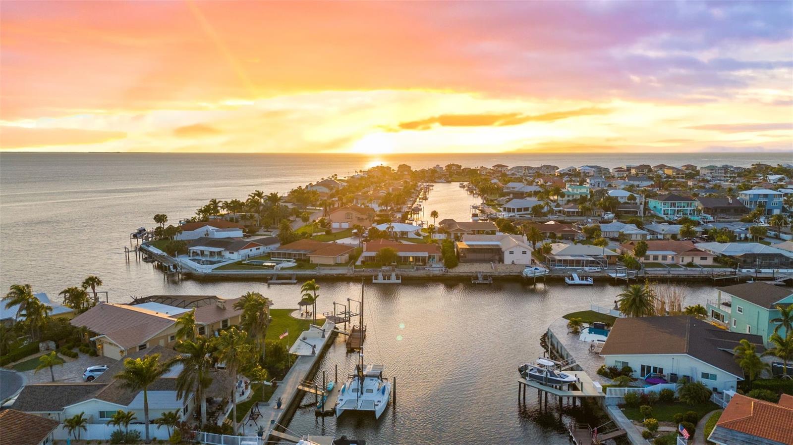 Image 32 of 84 For 3711 Floramar Terrace