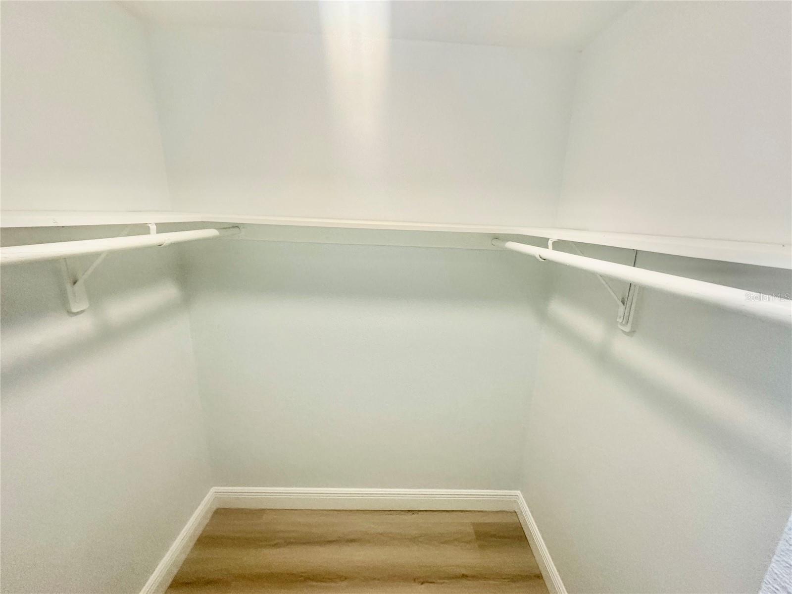 Image 16 of 20 For 6344 Newtown Circle B2