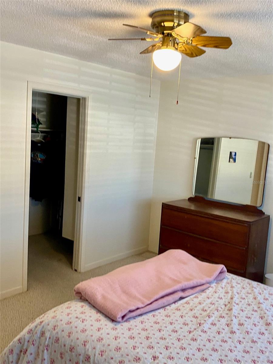 Image 10 of 25 For 1680 Lake Avenue 3