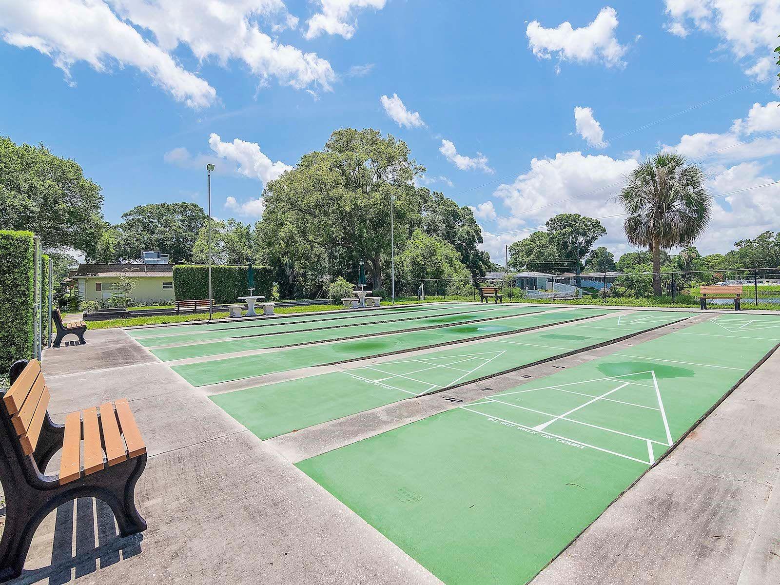 Image 24 of 25 For 1680 Lake Avenue 3