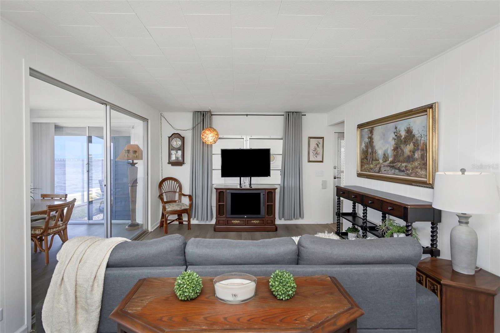 Image 13 of 46 For 18675 Us Highway 19 N 391