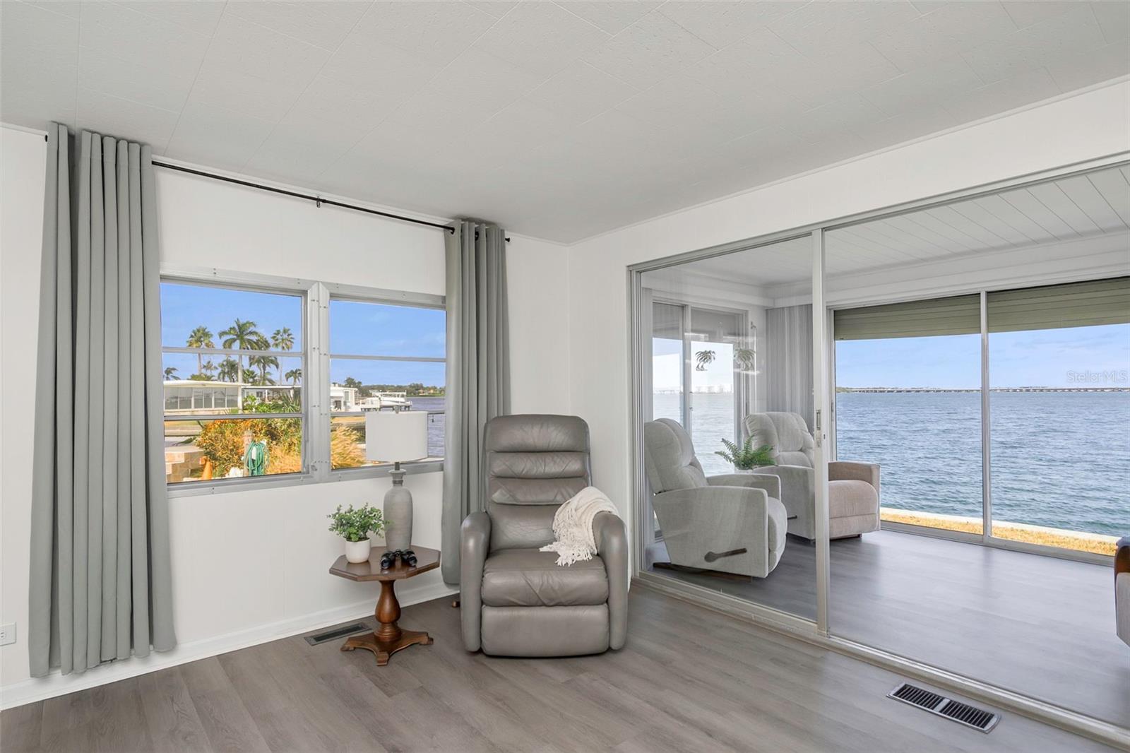 Image 16 of 46 For 18675 Us Highway 19 N 391