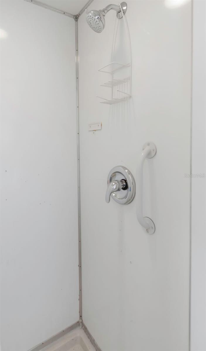 Image 25 of 46 For 18675 Us Highway 19 N 391