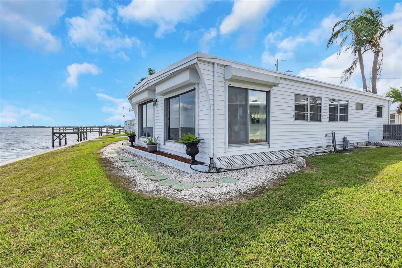 Image 31 of 46 For 18675 Us Highway 19 N 391