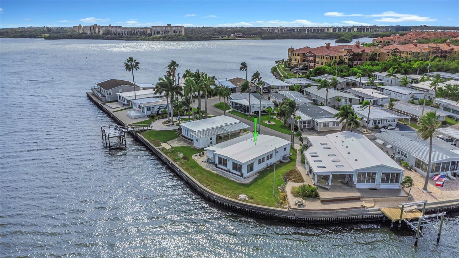 Image 33 of 46 For 18675 Us Highway 19 N 391