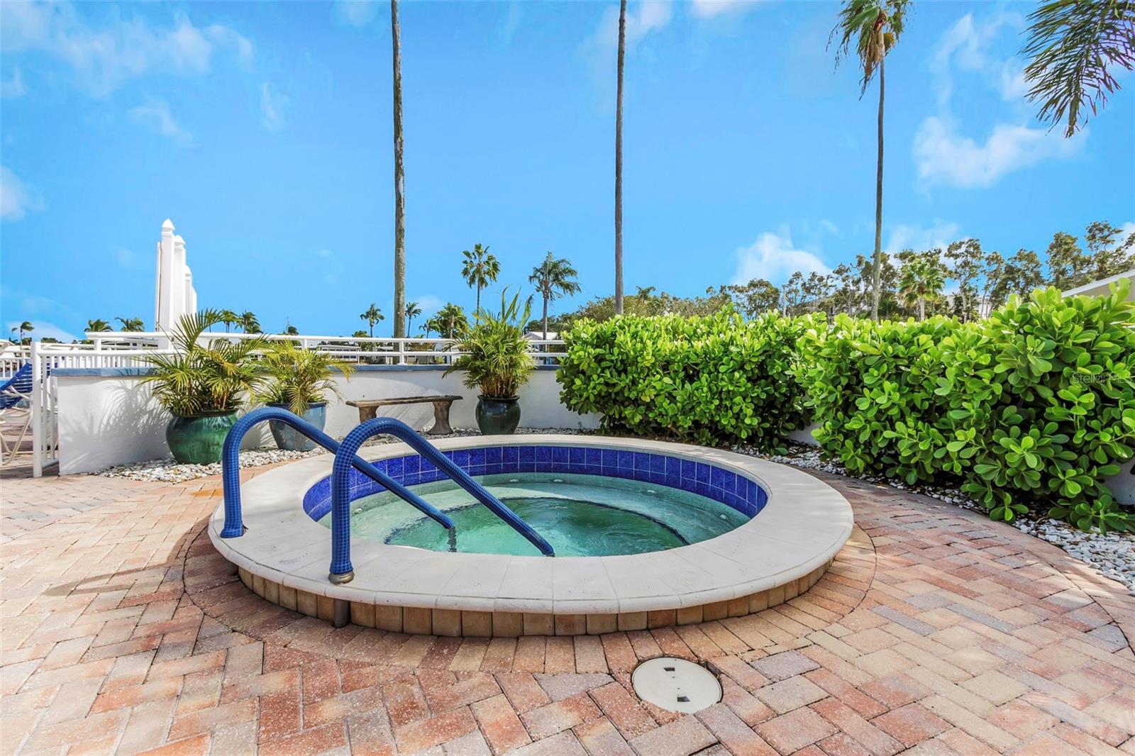 Image 43 of 46 For 18675 Us Highway 19 N 391