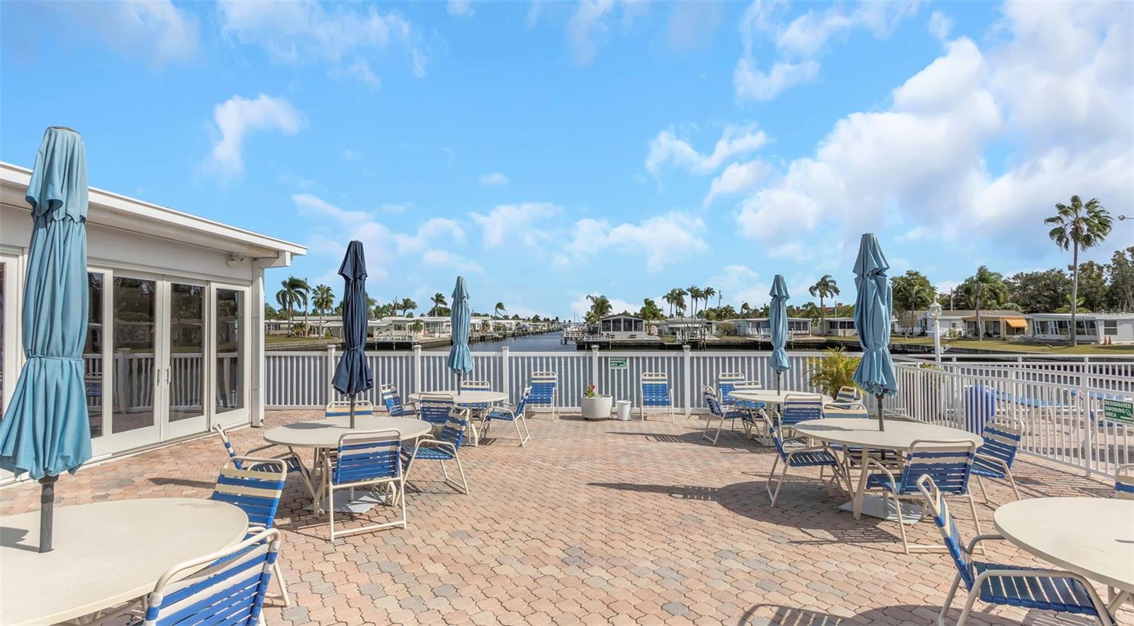 Image 45 of 46 For 18675 Us Highway 19 N 391