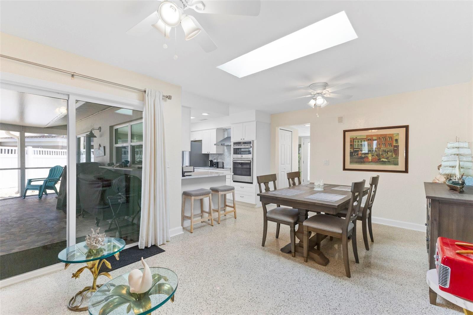 Image 14 of 35 For 2192 Louisa Drive