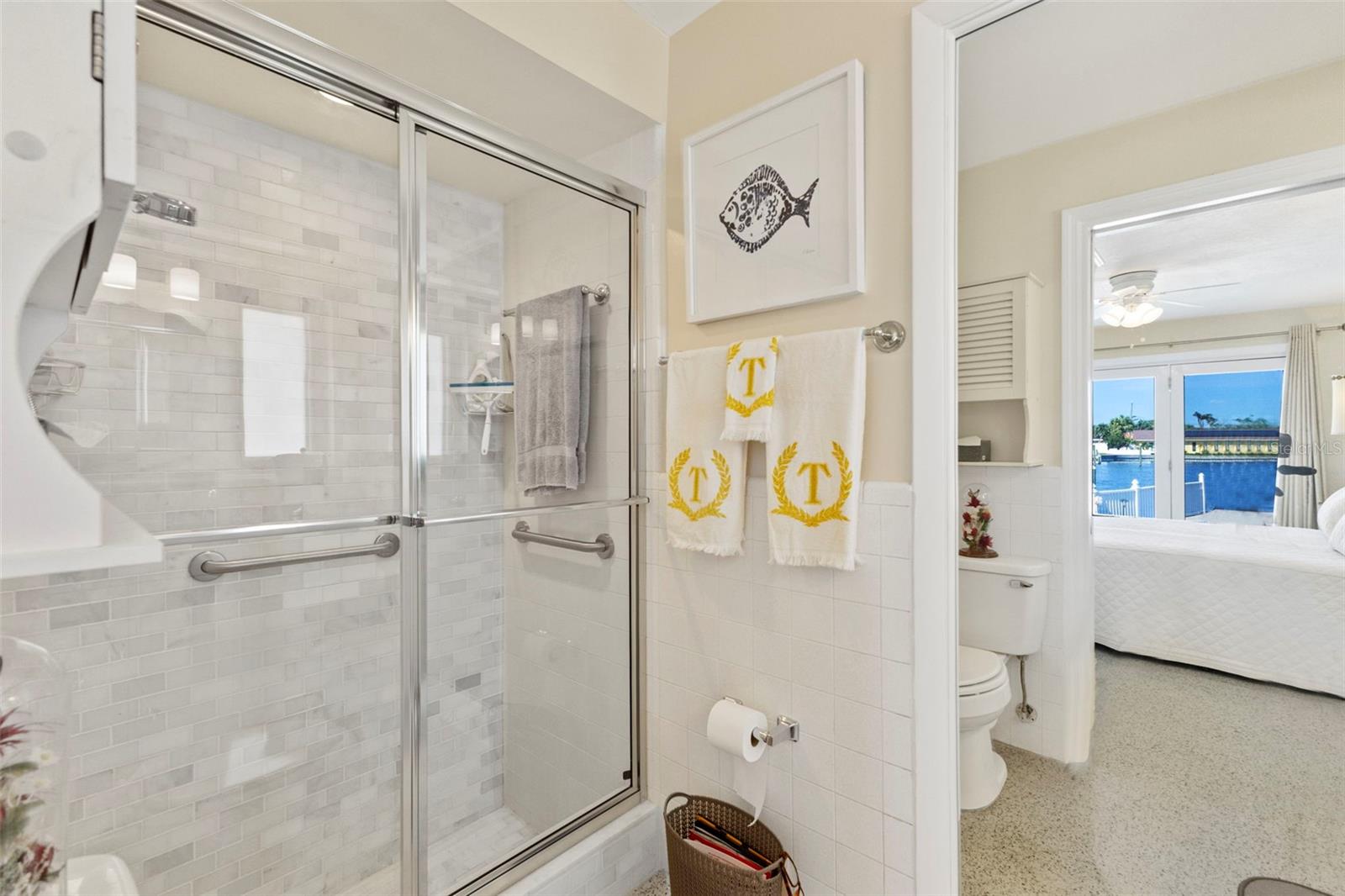 Image 23 of 35 For 2192 Louisa Drive