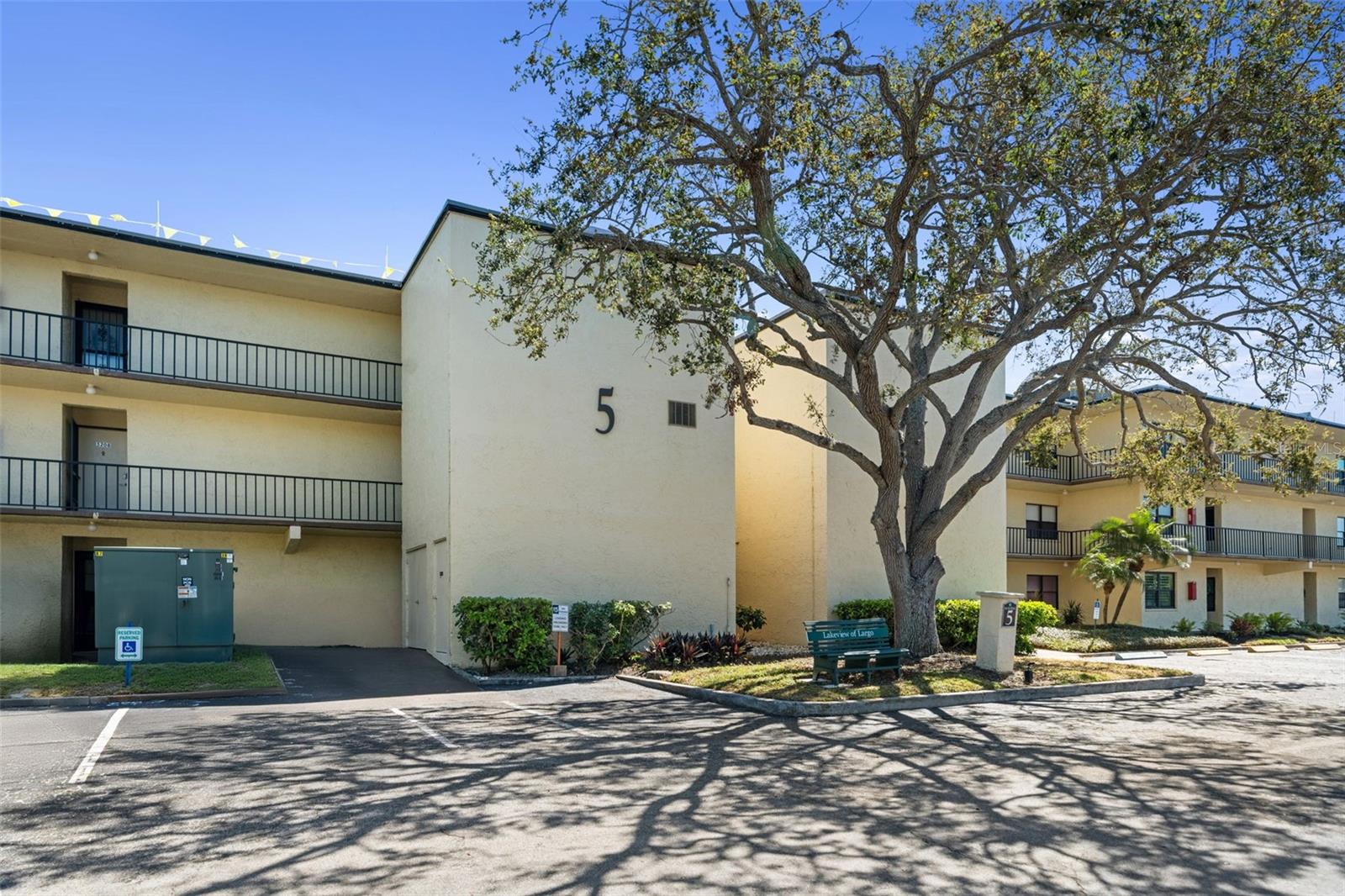 Image 2 of 26 For 14130 Rosemary Lane 5308