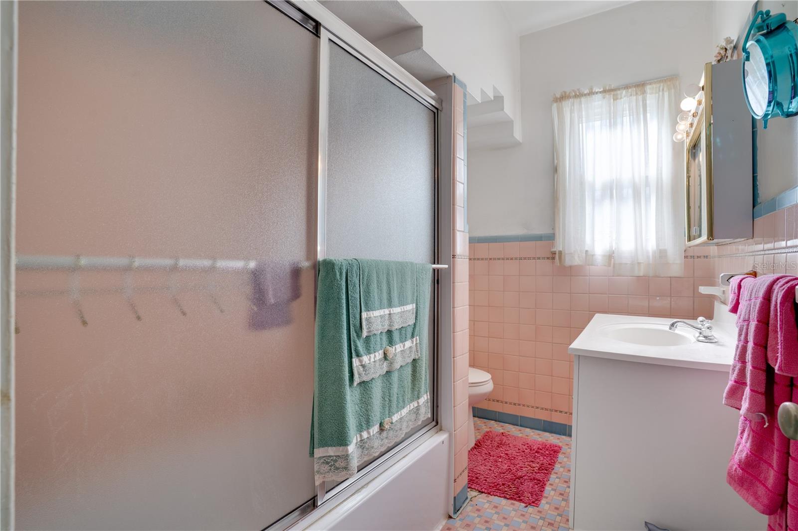 Image 18 of 33 For 2310 Boulevard