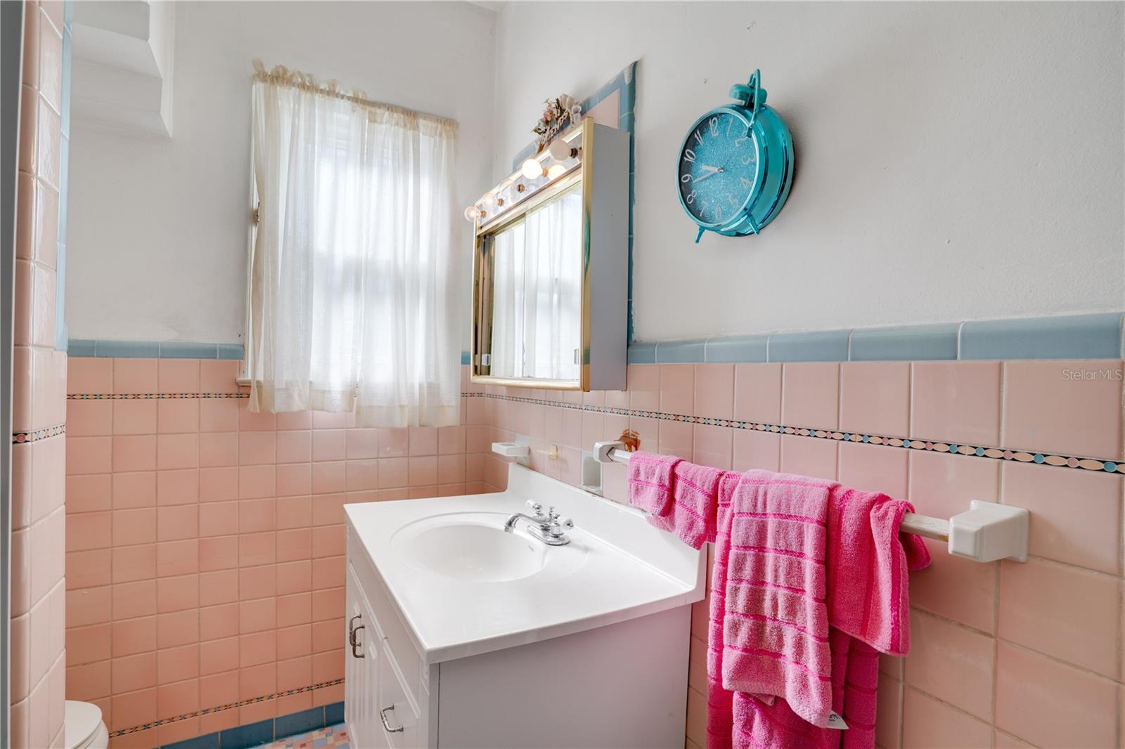 Image 20 of 33 For 2310 Boulevard