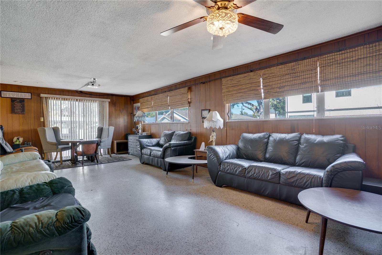 Image 7 of 33 For 2310 Boulevard