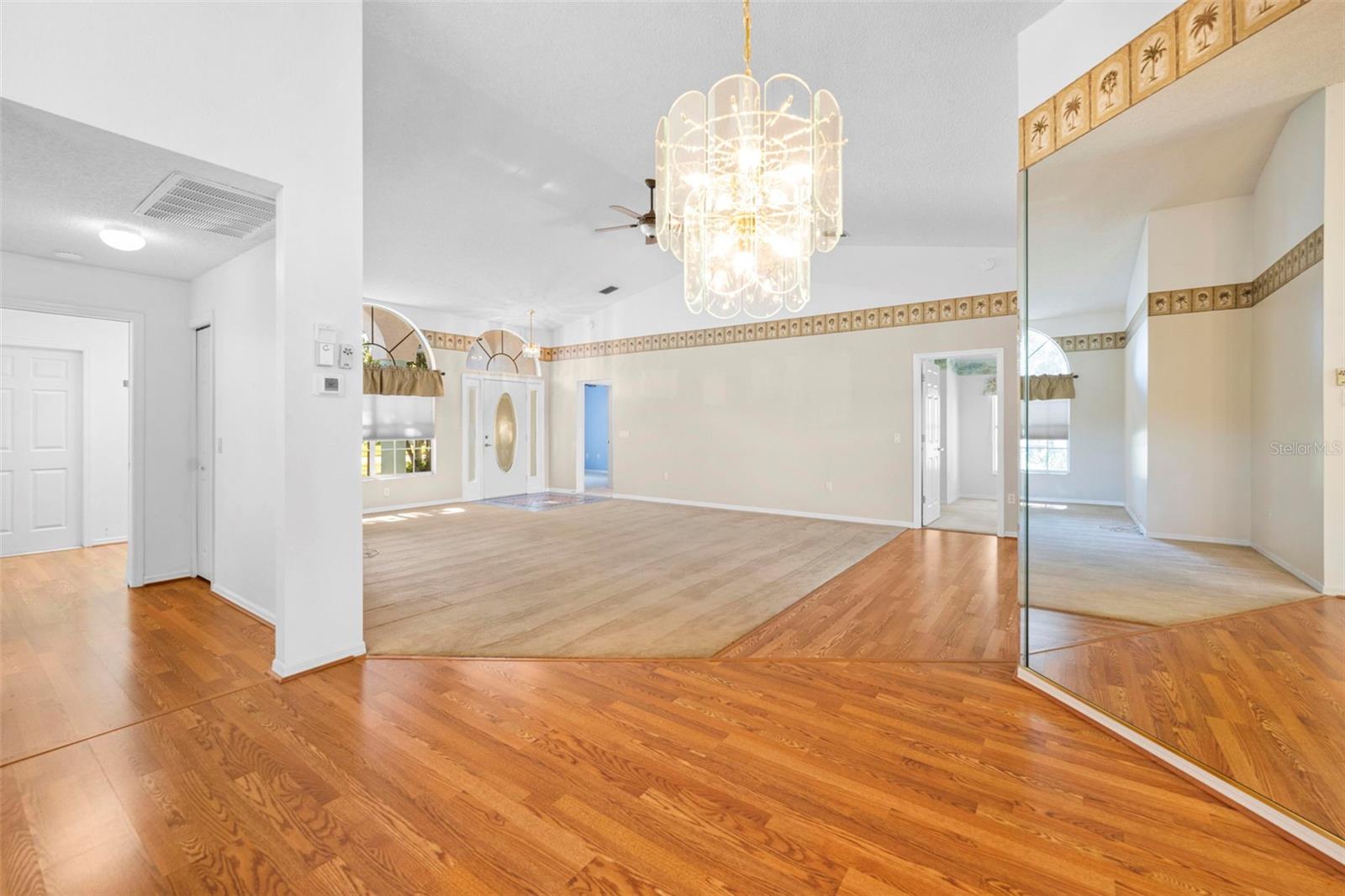 Image 28 of 55 For 11231 Sun Tree Road