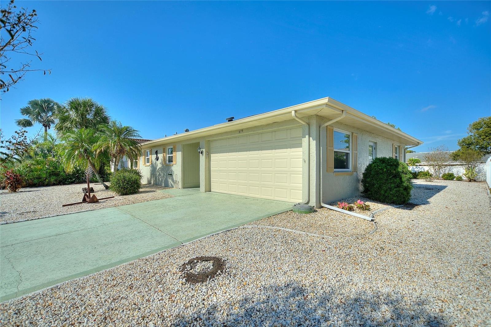 Image 37 of 49 For 679 Fort Duquesna Drive