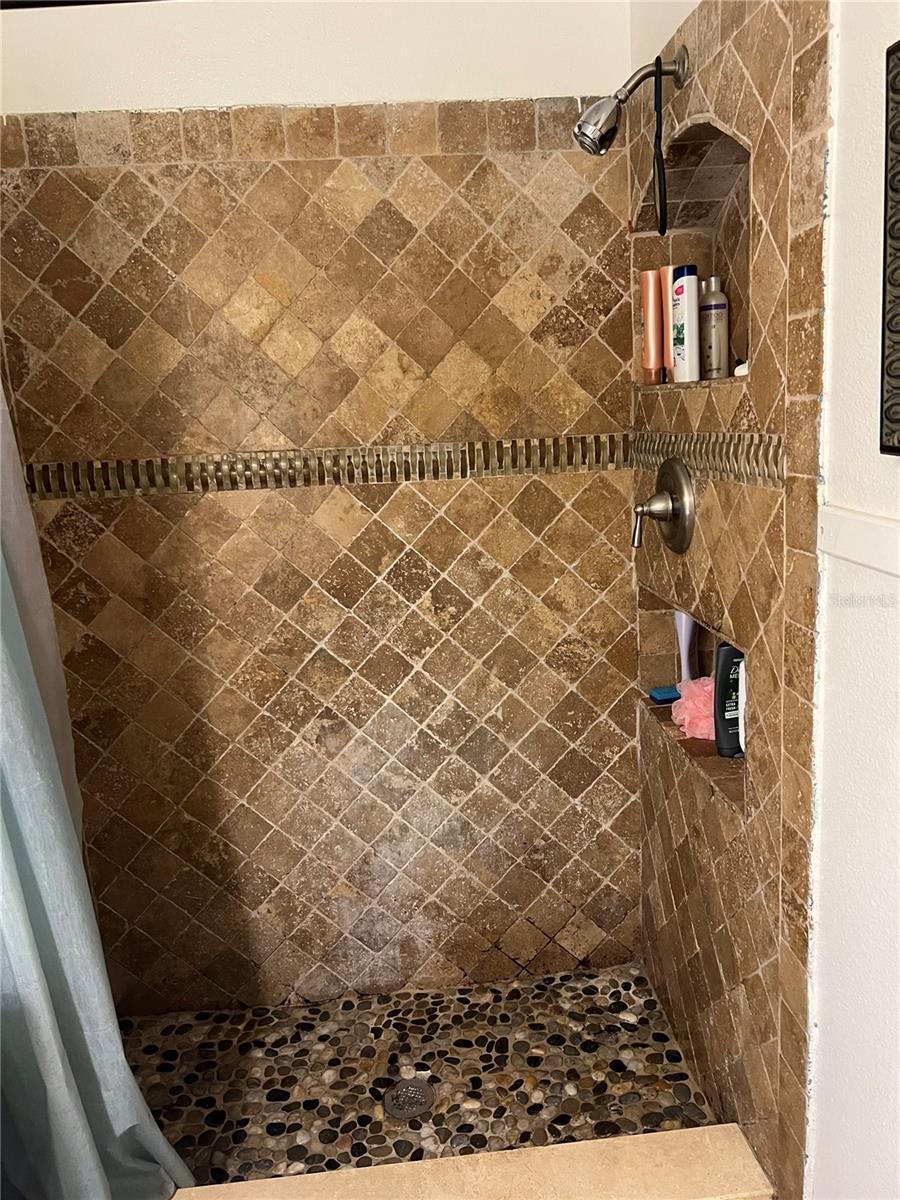 Image 10 of 29 For 1008 Westside Drive