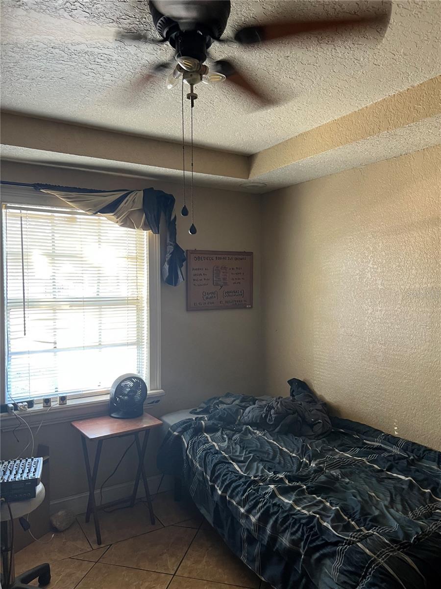 Image 17 of 29 For 1008 Westside Drive