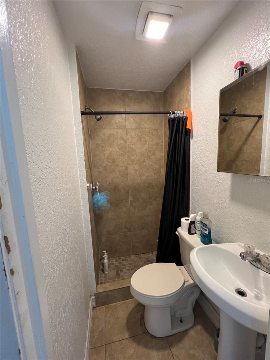 Image 24 of 29 For 1008 Westside Drive