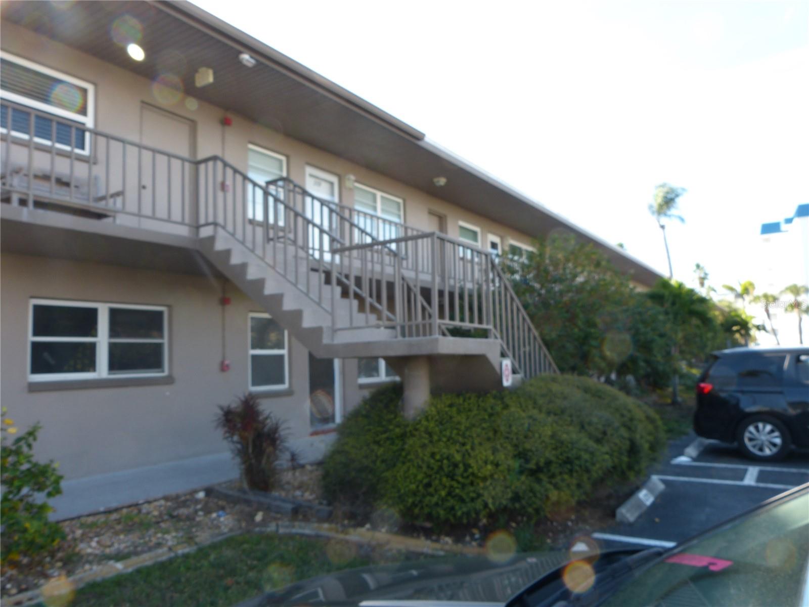 Image 2 of 26 For 2 Causeway Boulevard 206