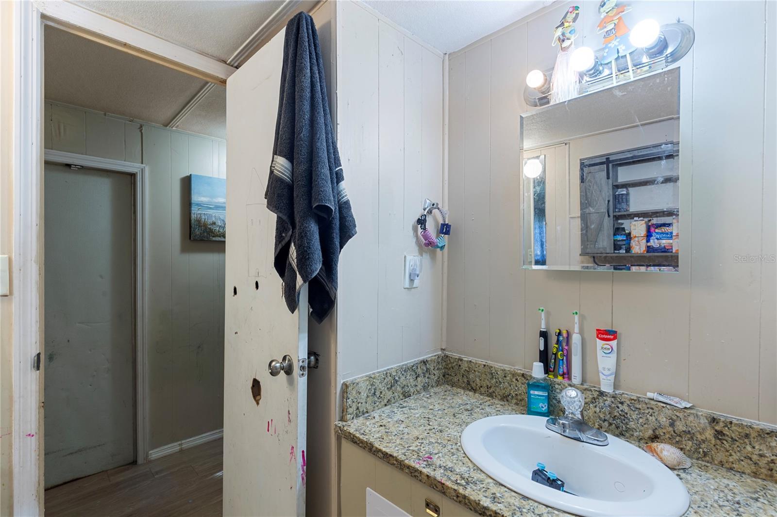 Image 10 of 17 For 901 Nashville Road