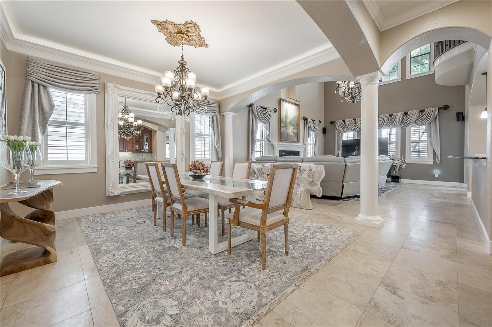 Image 11 of 47 For 4311 Barcelona Street