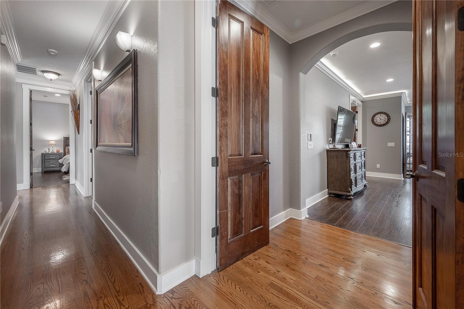 Image 26 of 47 For 4311 Barcelona Street