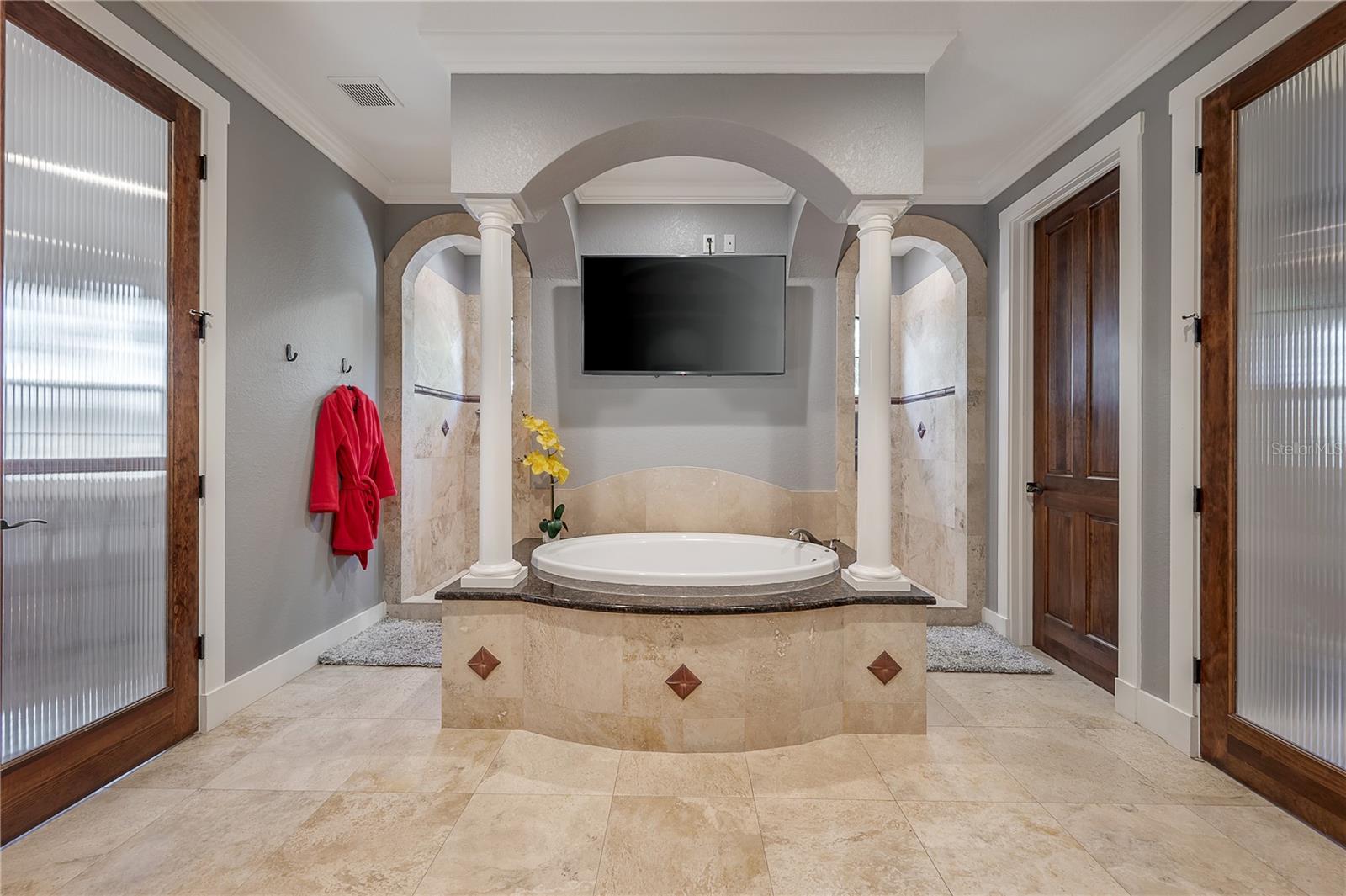 Image 33 of 47 For 4311 Barcelona Street