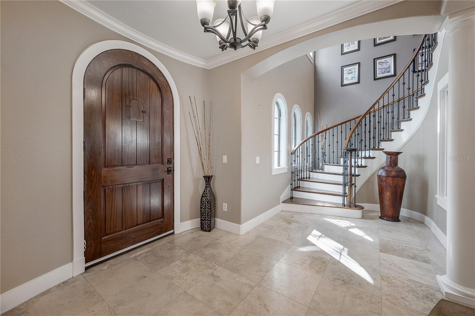 Image 8 of 47 For 4311 Barcelona Street