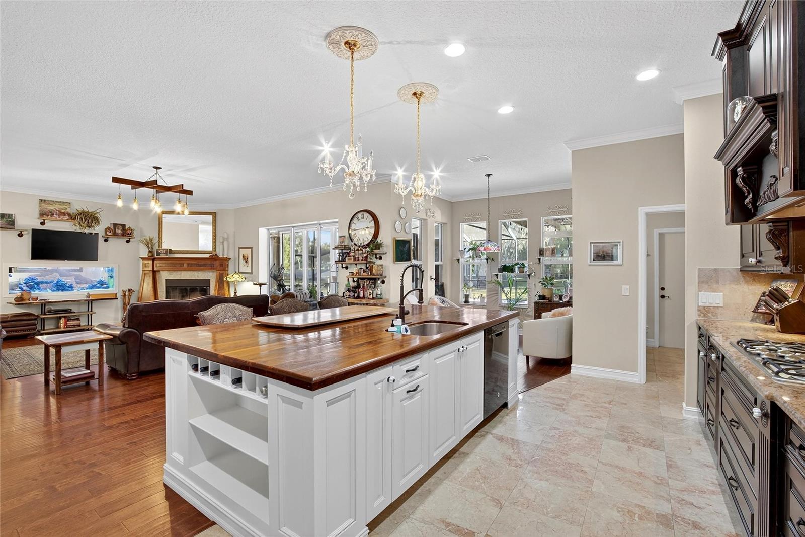 Image 15 of 87 For 4717 Sleepy Hollow Lane