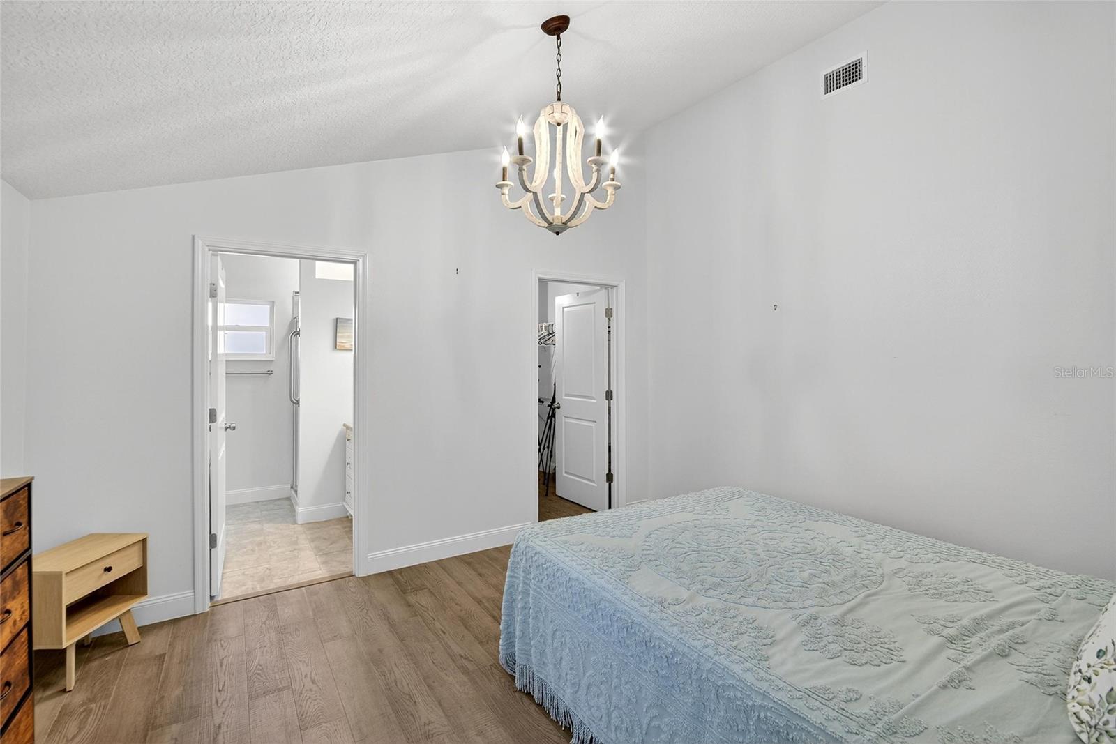 Image 57 of 87 For 4717 Sleepy Hollow Lane