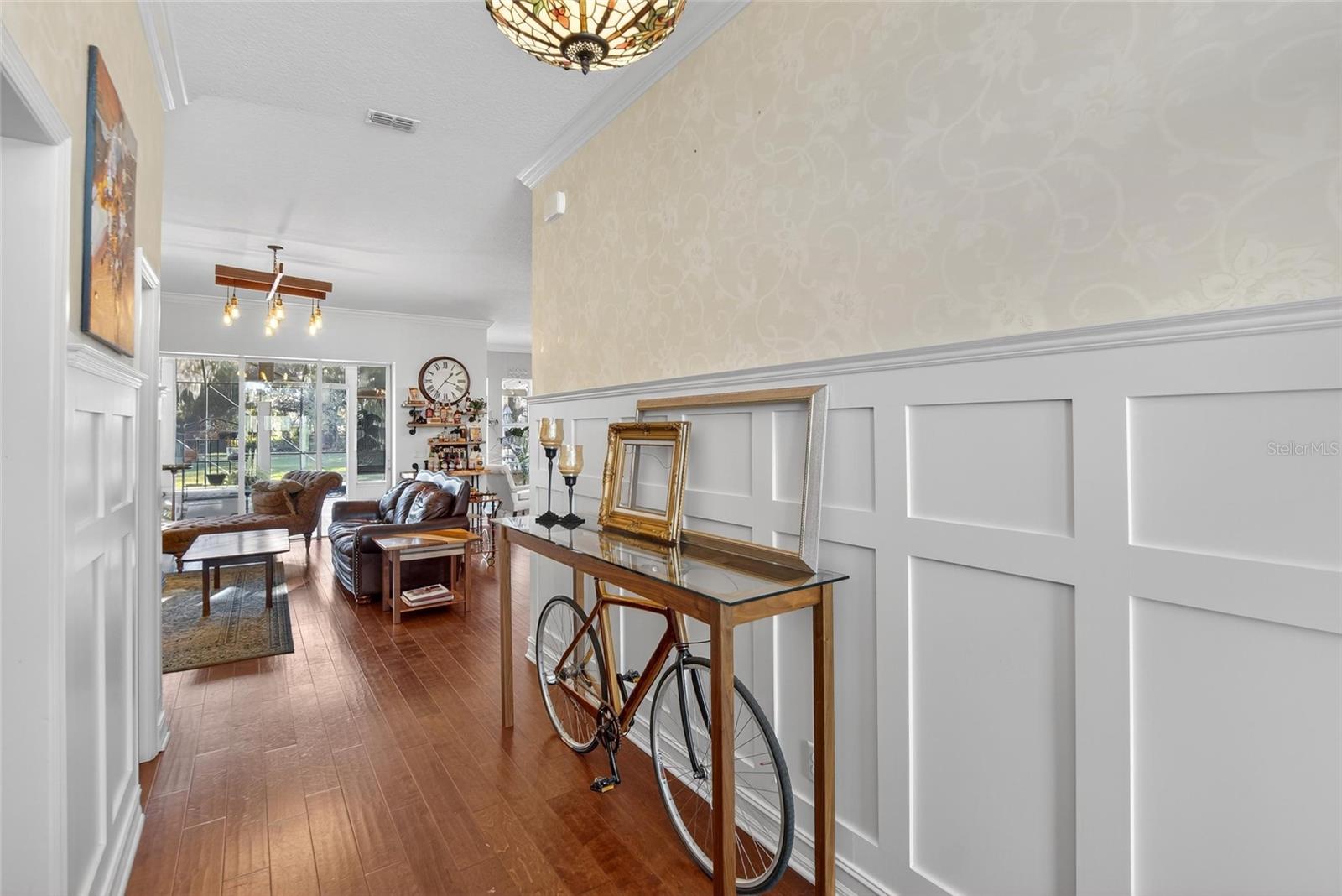 Image 6 of 87 For 4717 Sleepy Hollow Lane