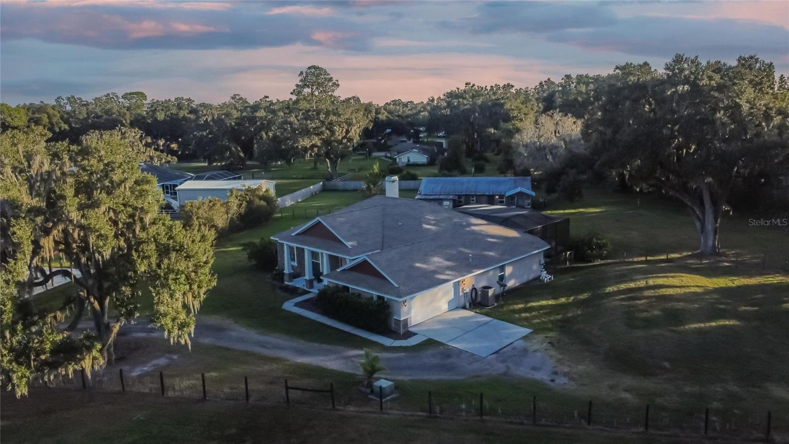 Image 72 of 87 For 4717 Sleepy Hollow Lane