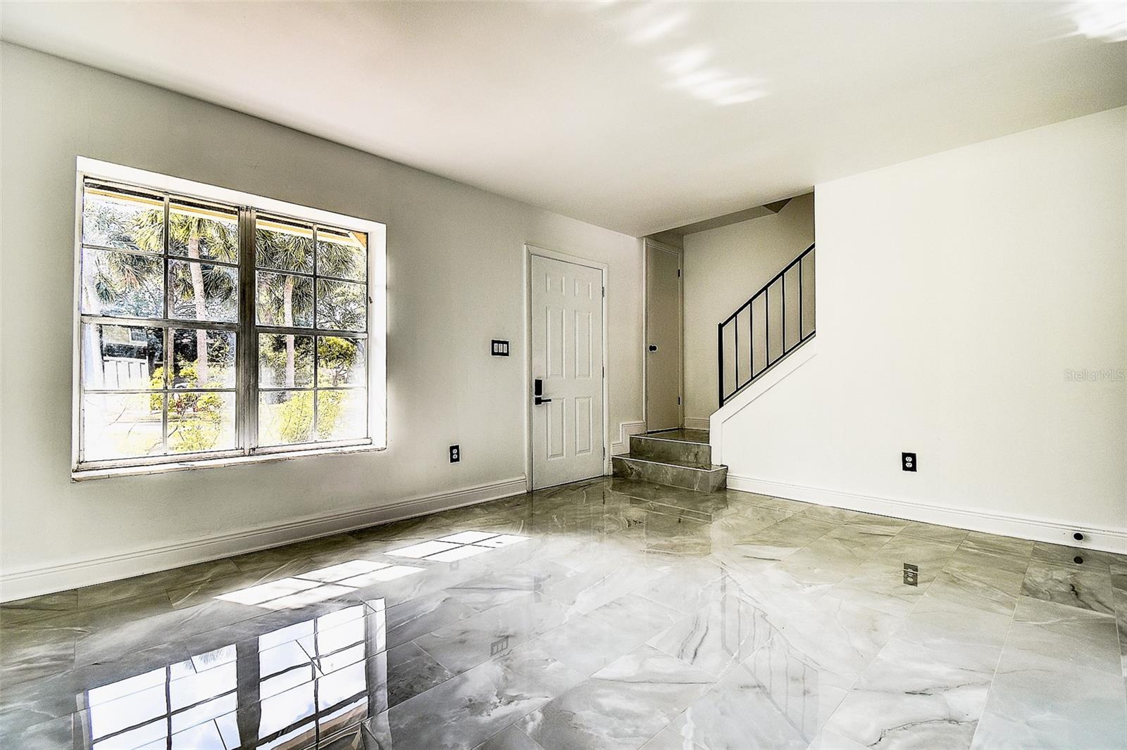 Image 16 of 43 For 7627 Deleon Court