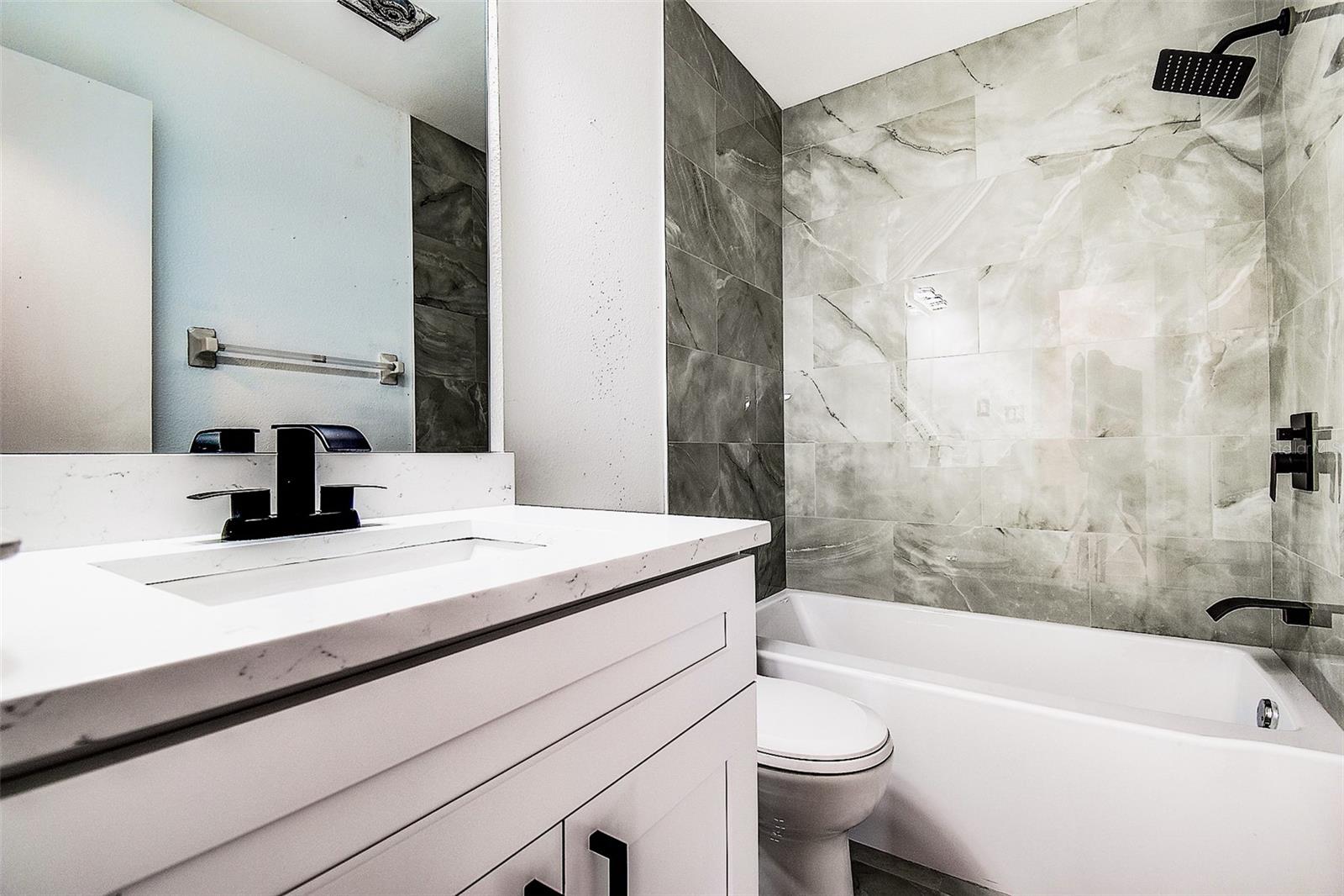 Image 20 of 43 For 7627 Deleon Court