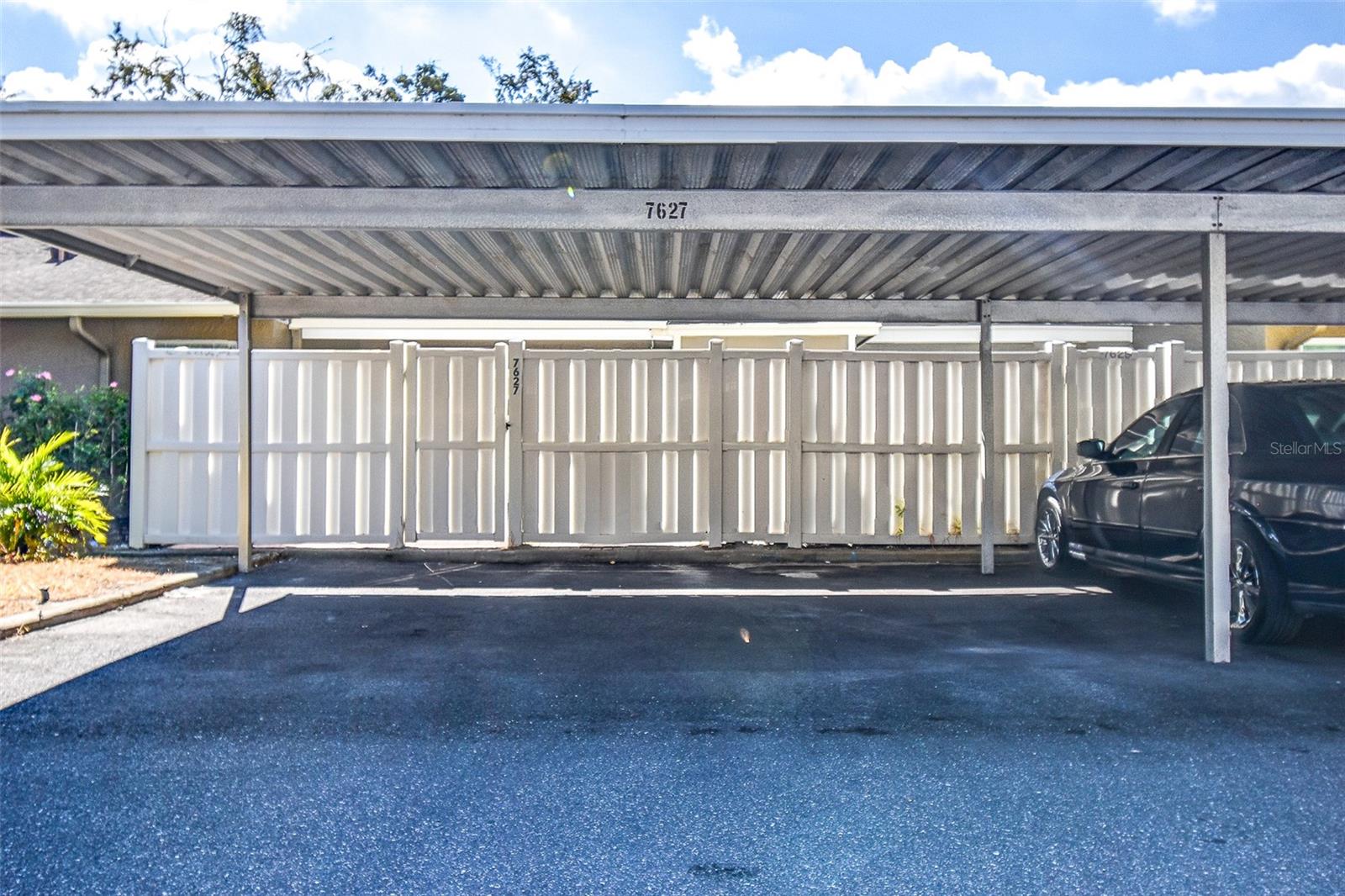 Image 25 of 43 For 7627 Deleon Court