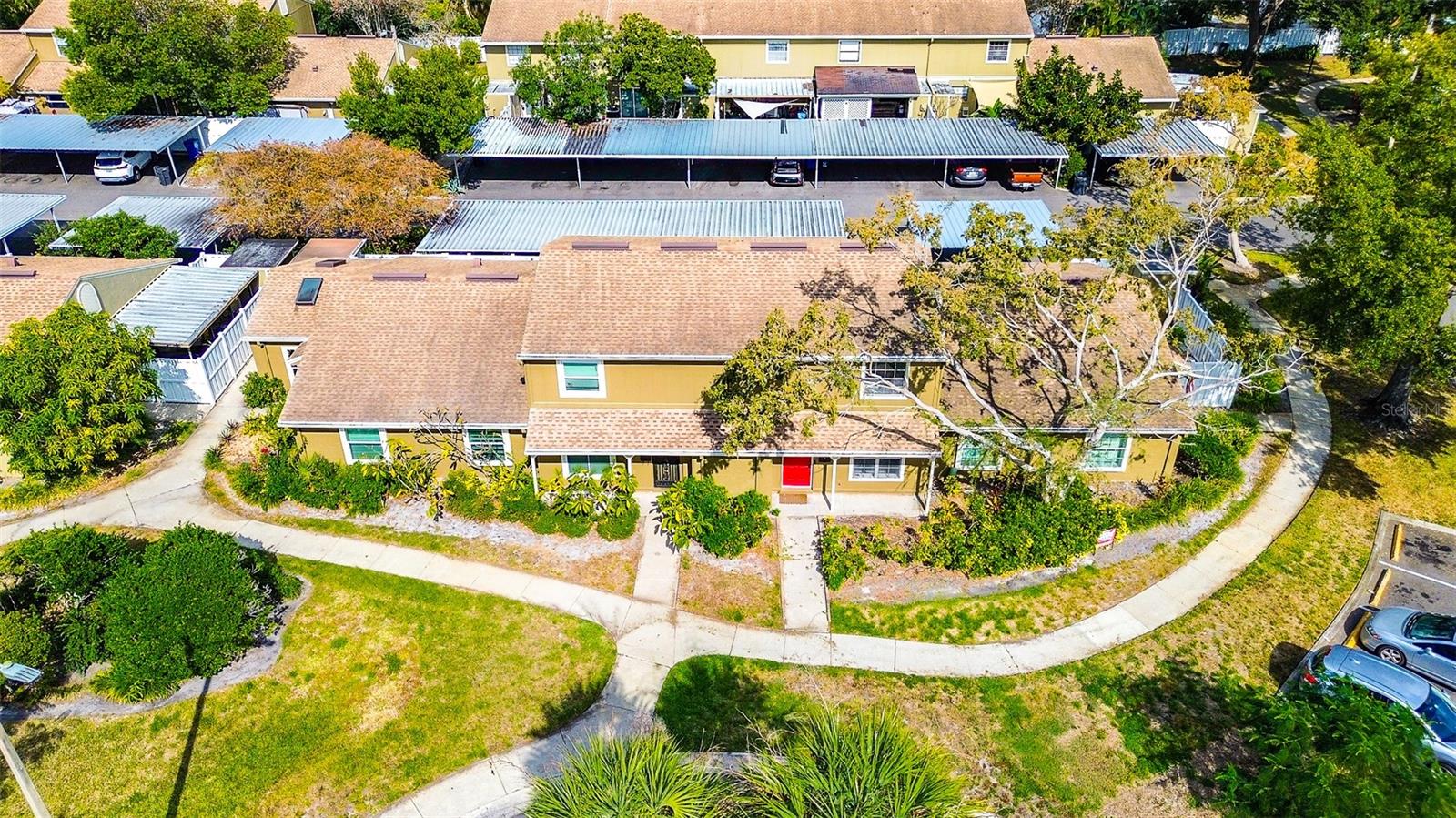 Image 32 of 43 For 7627 Deleon Court