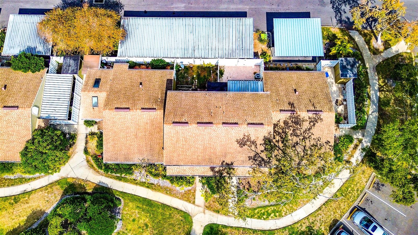 Image 37 of 43 For 7627 Deleon Court