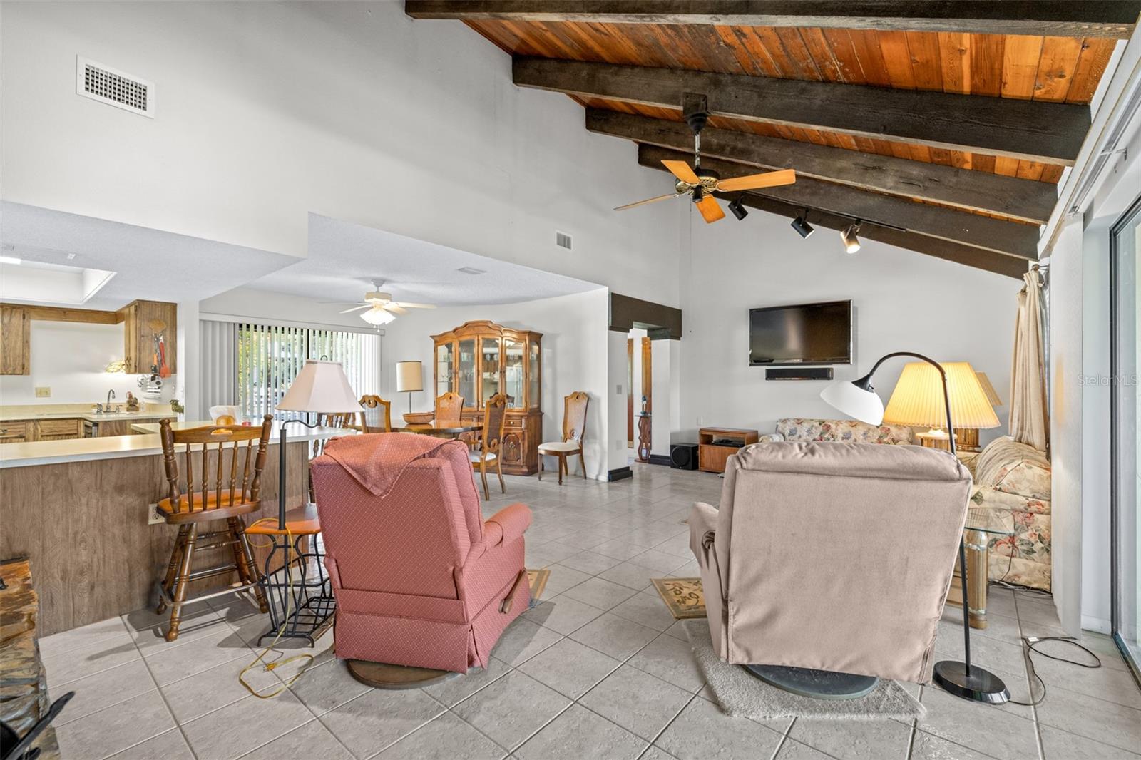 Image 11 of 80 For 623 Racoon Lane