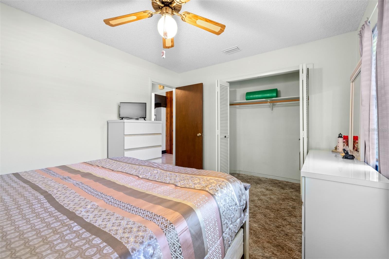 Image 27 of 80 For 623 Racoon Lane