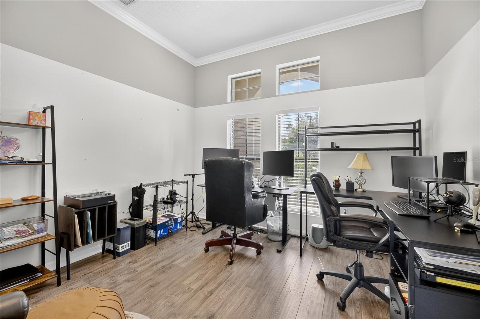 Image 13 of 94 For 121 Falling Water Drive