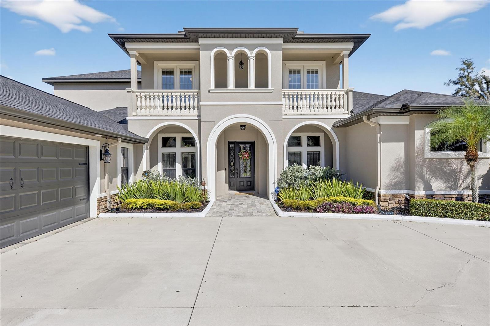 Image 3 of 94 For 121 Falling Water Drive