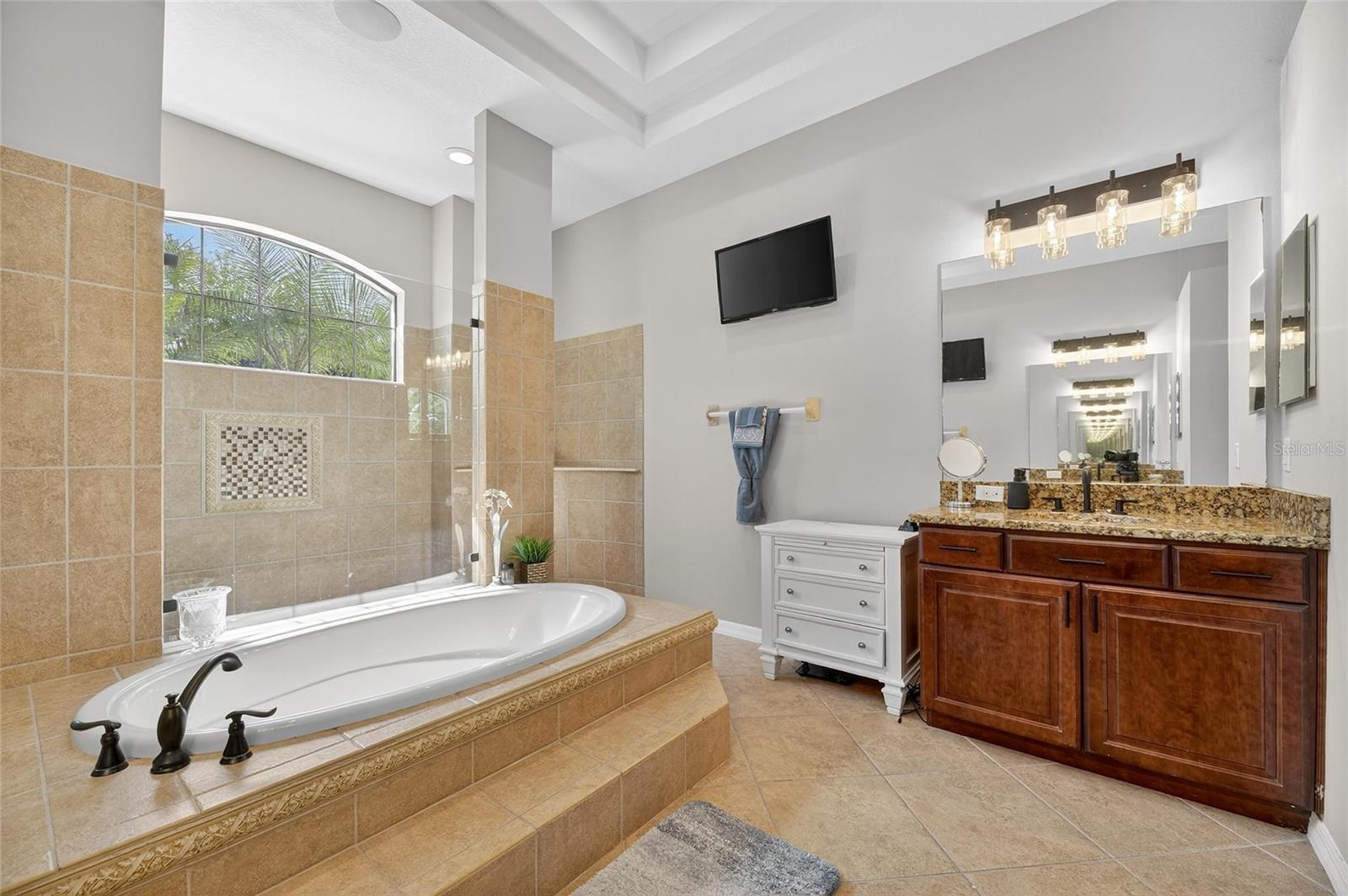 Image 30 of 94 For 121 Falling Water Drive