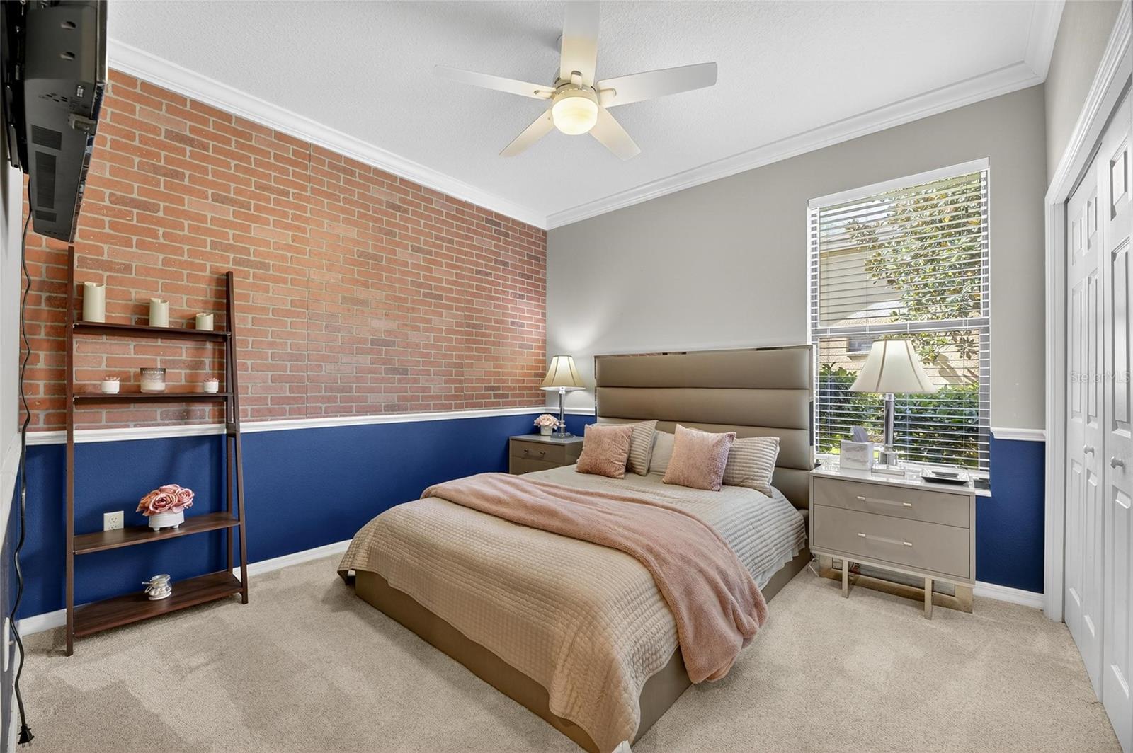 Image 36 of 94 For 121 Falling Water Drive