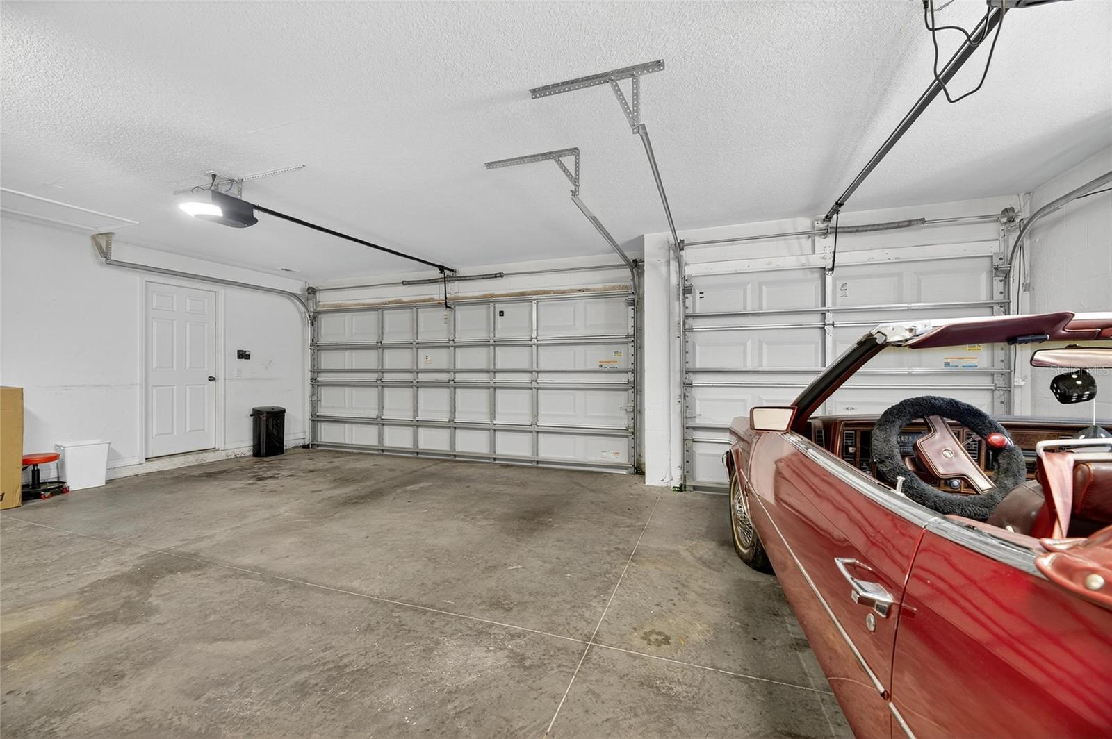 Image 43 of 94 For 121 Falling Water Drive